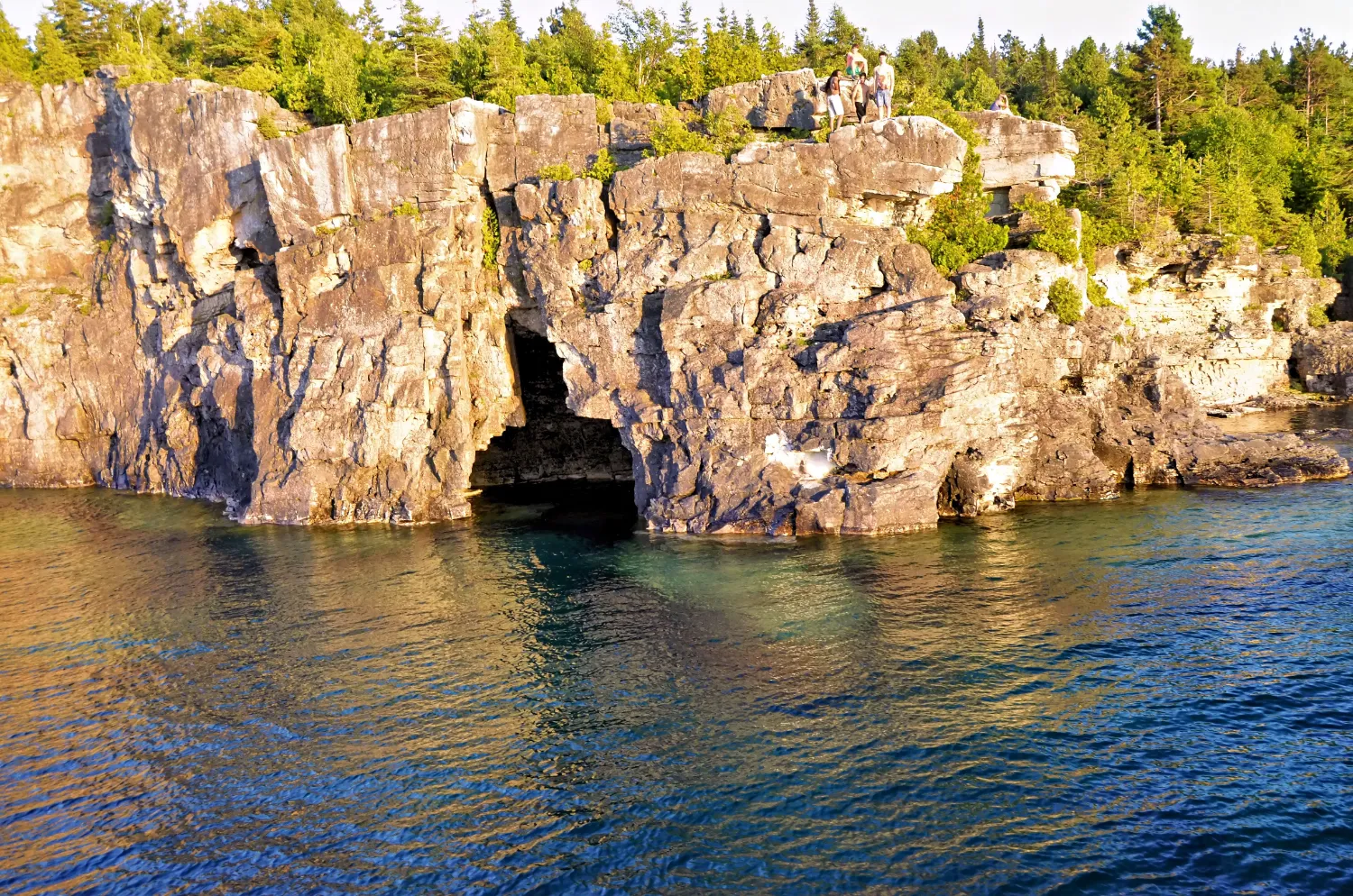 Hike to Indian Head Cove & The Grotto — stop on the Bruce Peninsula: The Grotto & Tobermory day trip